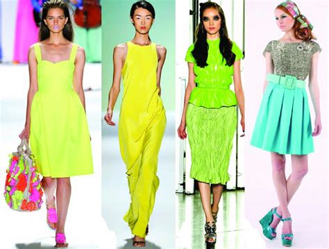 8 . Neon Renkler: Göz Alıcı Neon Renklerin Genç Moda Dünyasında Yaratıcı Kullanımı