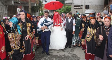 Rize’de Geleneksel Düğün Adetleri ve Süslemeleri