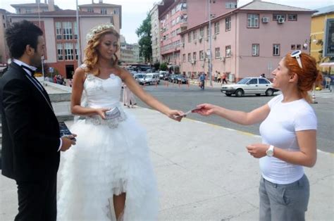 Bingöl’de Evlenecek Çiftlere Özel Doğal Gelin Buketleri